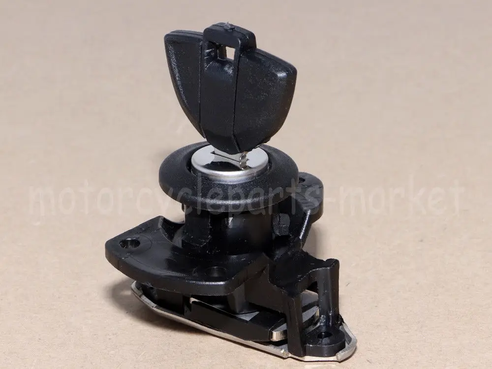 

REAR PASSENGER SEAT LOCK Bracket KEY For 2009 2010 2011 2012 2013 2014 2015 BMW S1000RR R