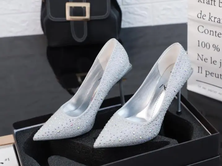 

Silver Bridal Shoes 2018 New Drill Crystal Shoes Female French Maiden High Heels Slinky Dress Shoes.