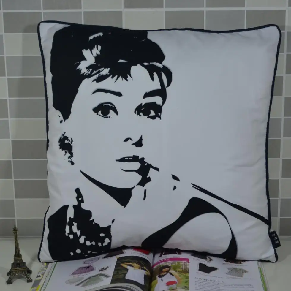 Best 45*45 cm Home Decorate Retro Vintage Black and White Sofa Car Audrey Hepbum Digital Printing Throw Pillow Case Cushion Cover