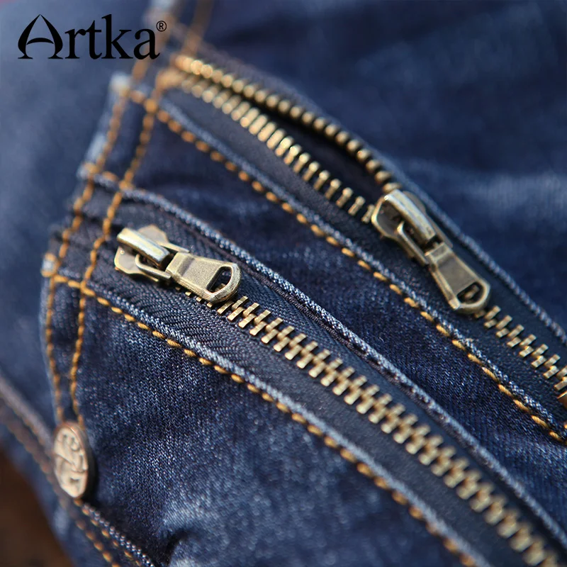 ARTKA Women Jeans With Embroidery Vintage Trousers Women 2018 Skinny Jeans Denim Pencil Pants Plus Size Elastic Jeans KN12621D