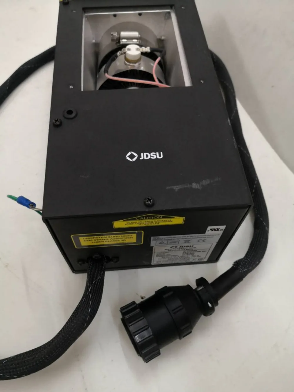 JDS Uniphase 2211D-015SLBD используется в хорошем состоянии