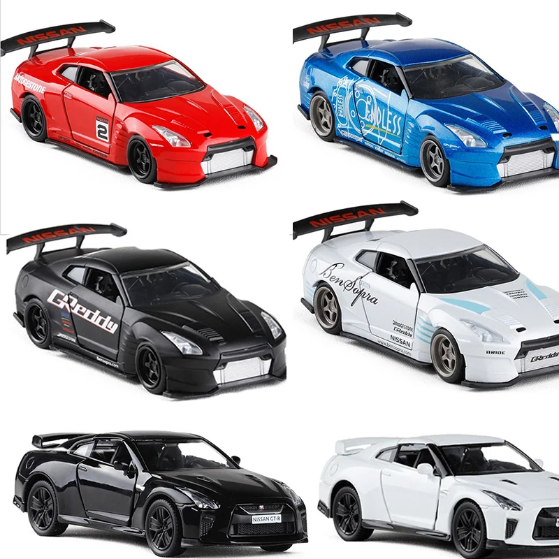 

High Simulation GTR Model Car 1:36 Diecast Vehicles Scale Alloy Pull Back GTR R35 Car Model Toys For Kids V043