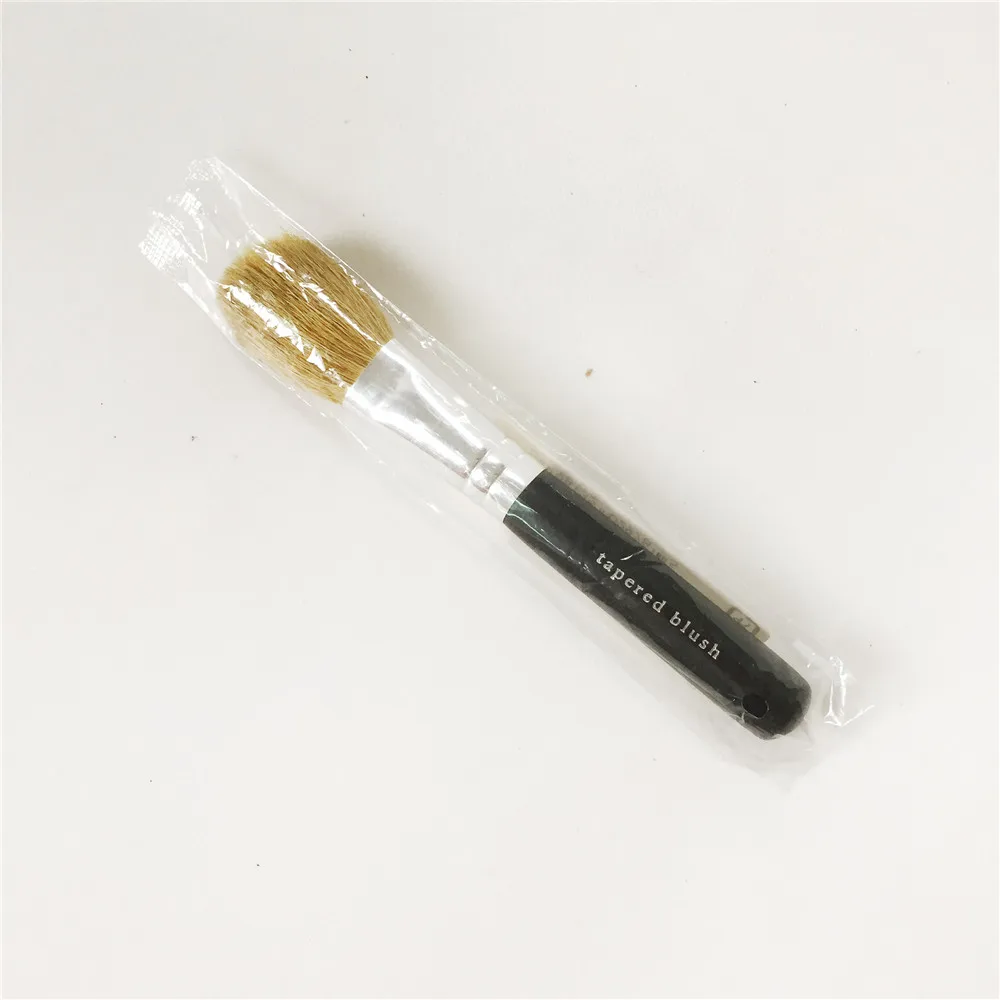 Baremineral Tapered Blush Brush _ 1