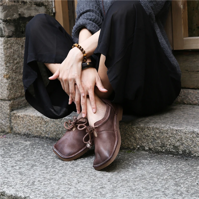 

Women Genuine Leather Flats Soft Bottom Retro Shoes Autumn 2018 Low Heel Lazy Shoes Square Toe Handmade Leather Loafer For Women