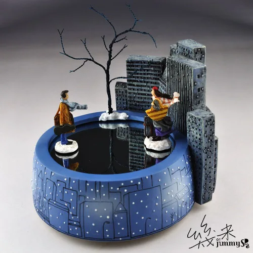 

Free shipping A few meters magnet music box music box birthday boys and girls resin craft gift Christmas gift to a friend