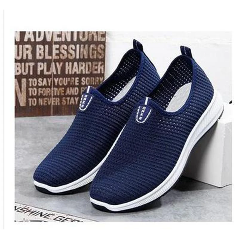 JUNSRM Fashion Breathable Mesh Men Shoes Non-slip Rubber Sole Man Shoes 2019 Summer Autumn Plus Size 38-44 Male Black Shoes