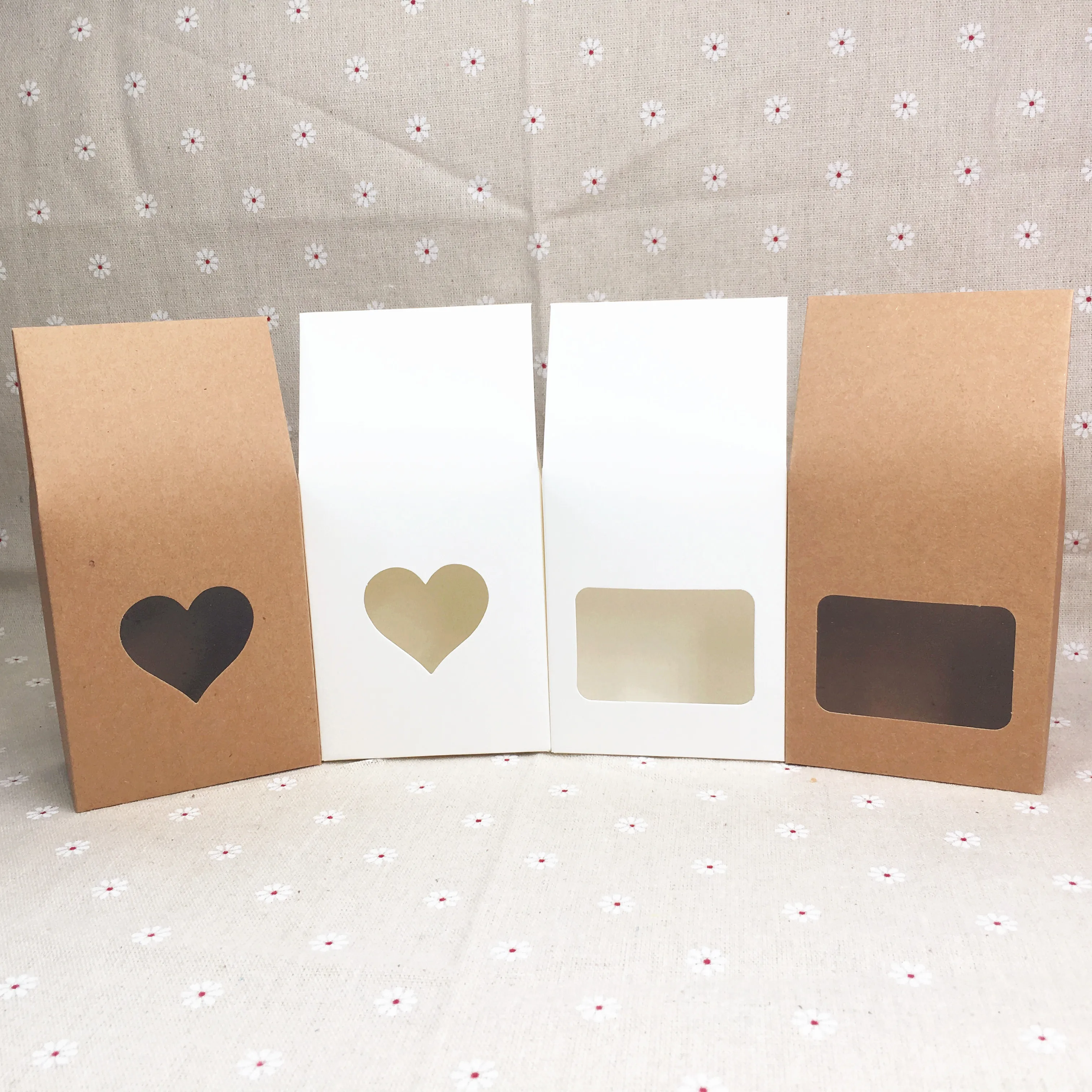 

20 pcs 2 size stand up window brown kraft paper bags boxes recyclable for wedding/Gift/Jewelry/Food/Candy Package Paper Box