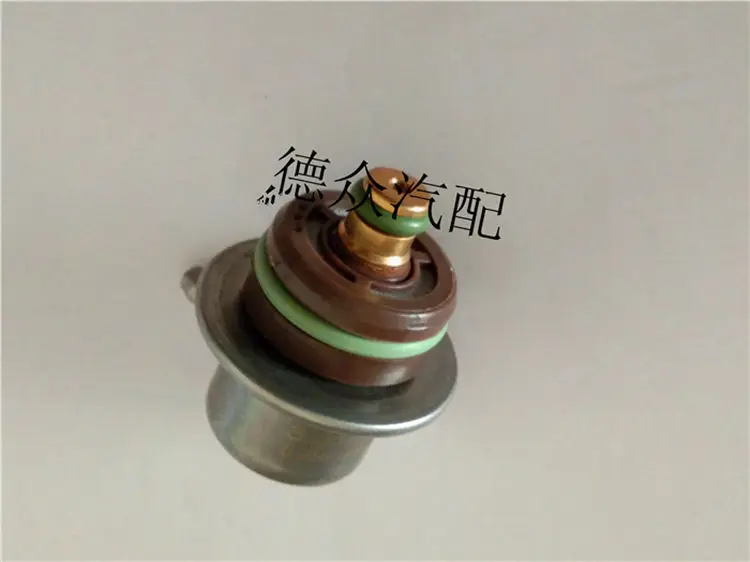 For Geely MK 1 2,MK1 MK2,Cross Hatchback,Car fuel pressure regulator