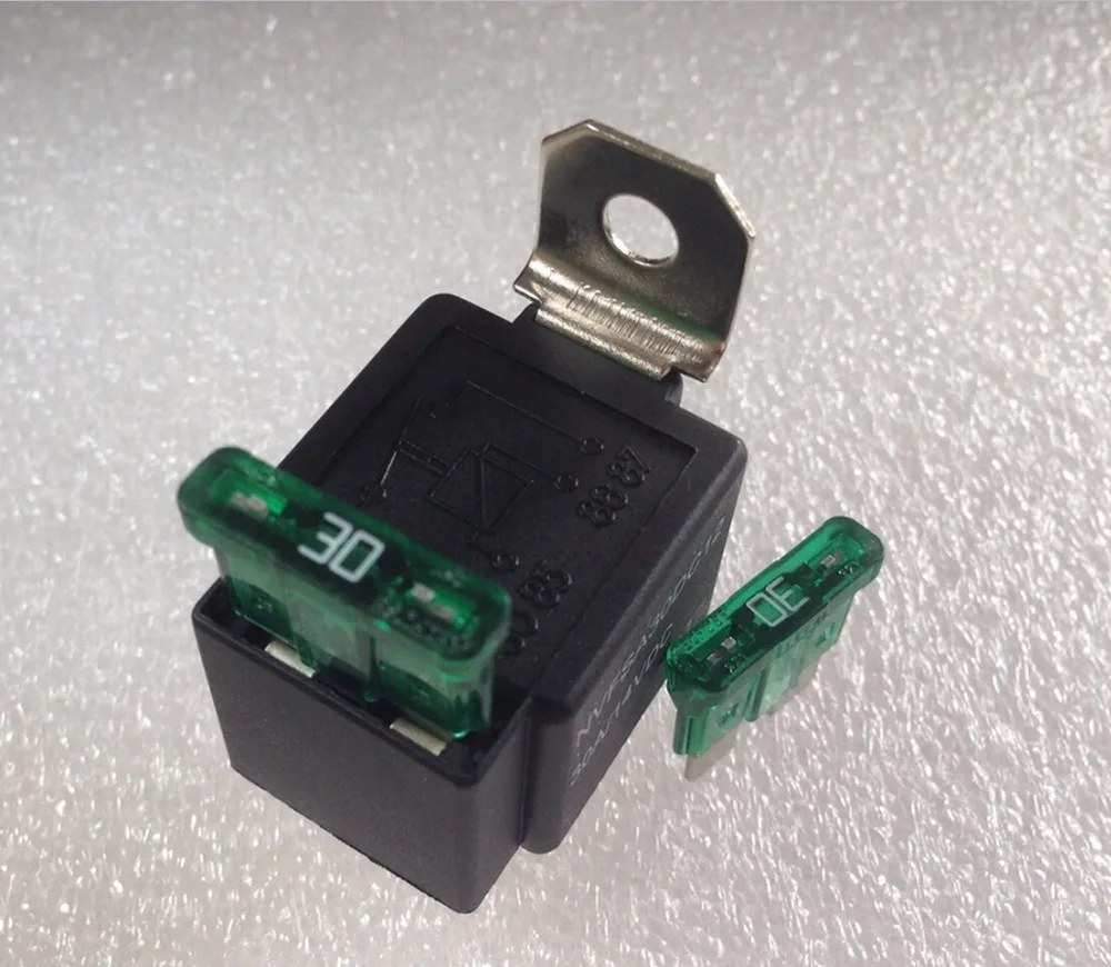 

Automobile relay with the fuse 4Pin 12V/30A Relay Normally open type Car part