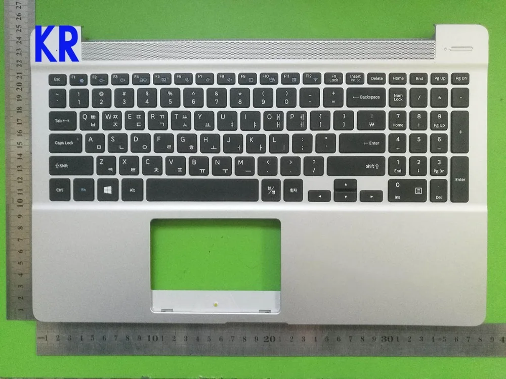 

New Laptop keyboard for SAMSUNG NP 630Z5J 365E5C 680Z5E 870Z5E NP630Z5J US/ US/UK/KOREAN layout