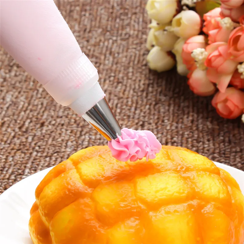 8pc Russian Tulip Flower Icing Piping Nozzles Cake Decoration Tips Baking Tools Tri-color coupler 8pc Russian Tulip Flower Icing Piping Nozzles Cake Decoration Tips Baking Tools Tri-color coupler