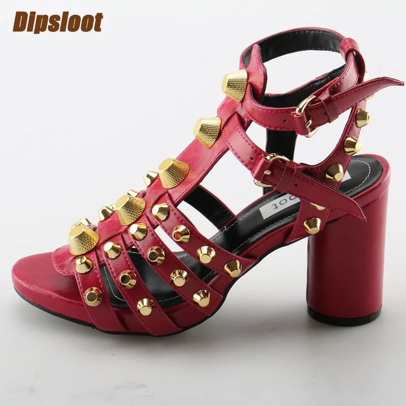 

Golden Rivets Women Roma Style Sandals Peep Toe Sexy T-Strap Ladies Chunky Heel Sandals Ankle Buckle Fashion Dress Shoes Size 42