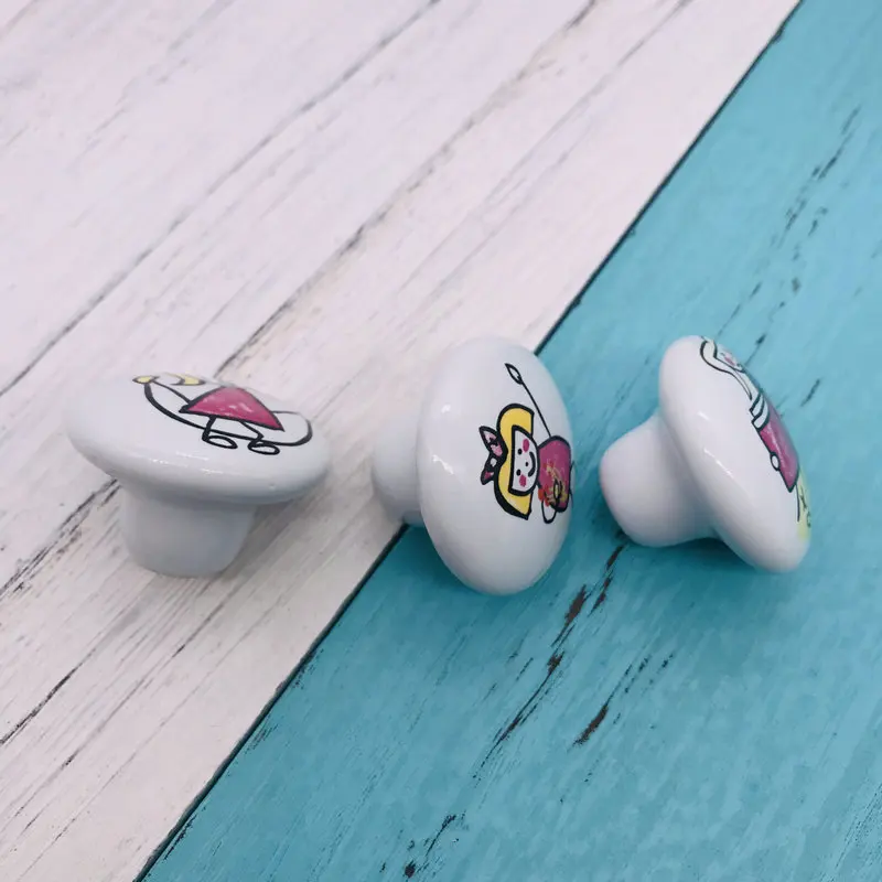 8 pc 38mm جولة درج سيراميك مقابض الأطفال مقبض الباب الخزف الكرتون مقابض خزانة طفل مضمد مقبض لطيف دولاب مقبض 8 pc 38mm جولة درج سيراميك مقابض الأطفال مقبض الباب الخزف الكرتون مقابض خزانة طفل مضمد مقبض لطيف دولاب مقبض