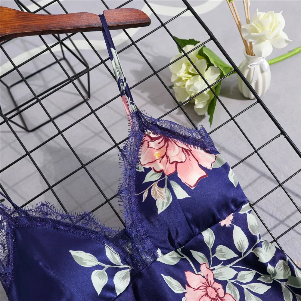 8993948010_429541127