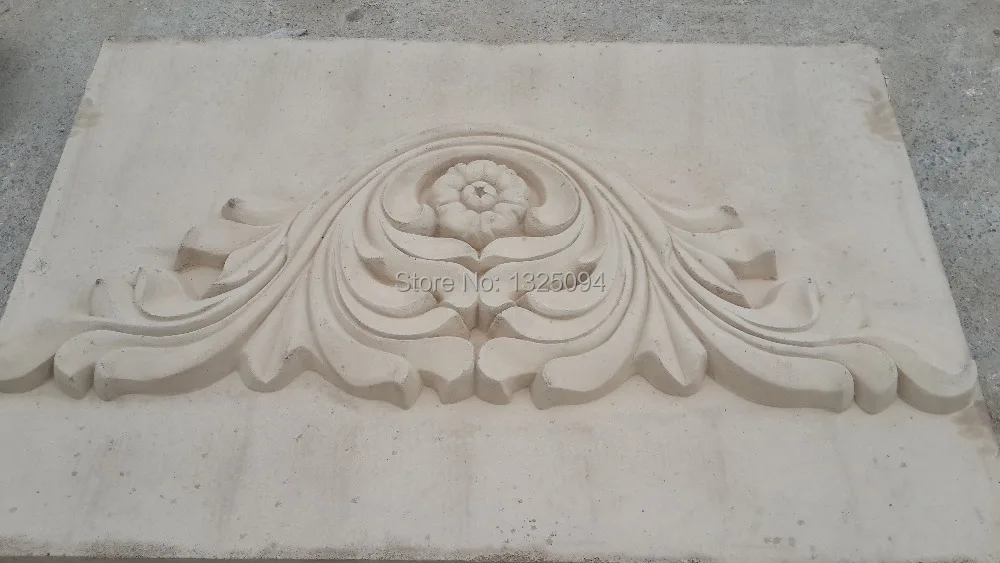 Low Price High Quality Gypsum Flower Design Ceiling On