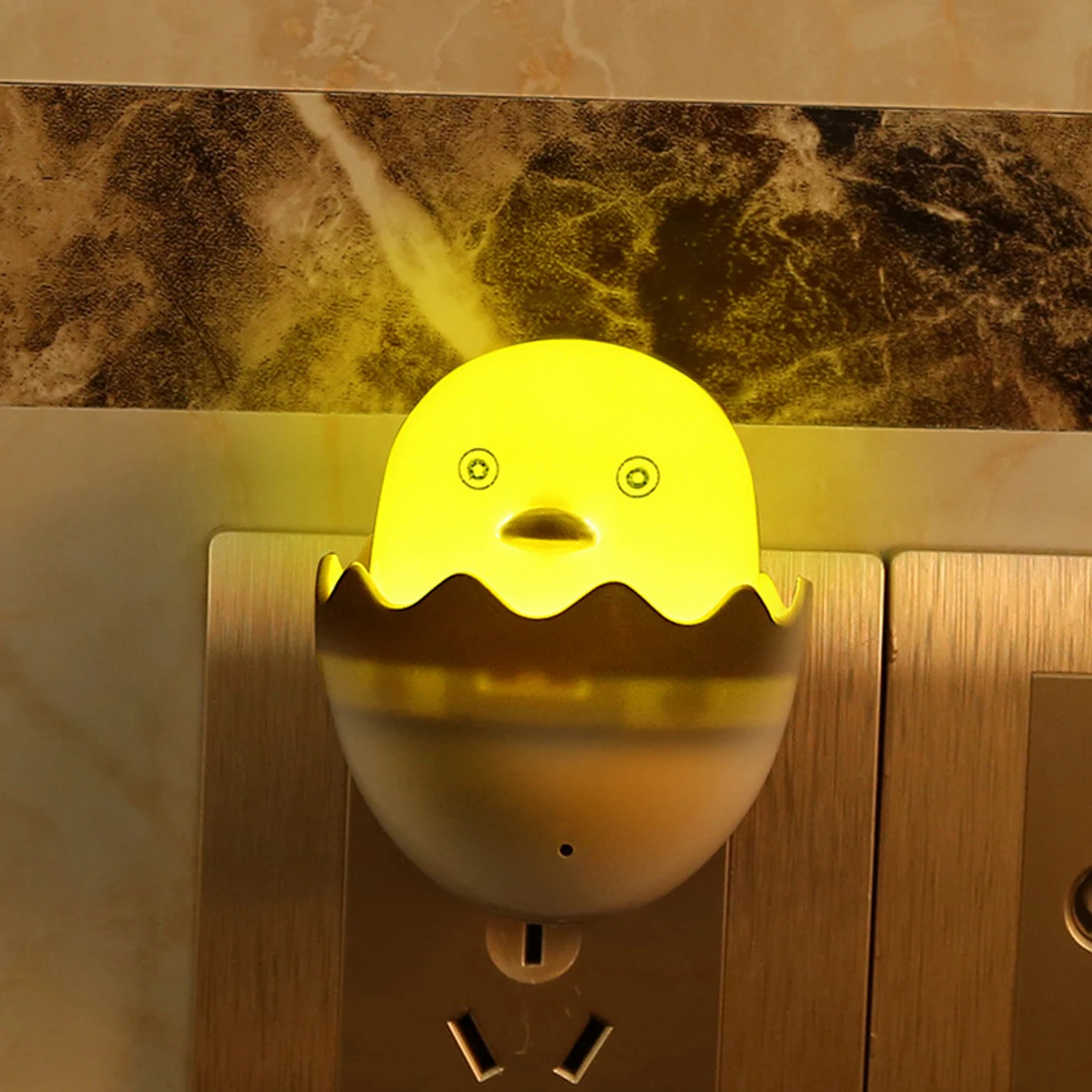 

Yellow Duck US Plug Light Control Sensor Gift for Children Cute LED Night Light Wall Socket Lamps Bedroom Lamp AC 110-220V