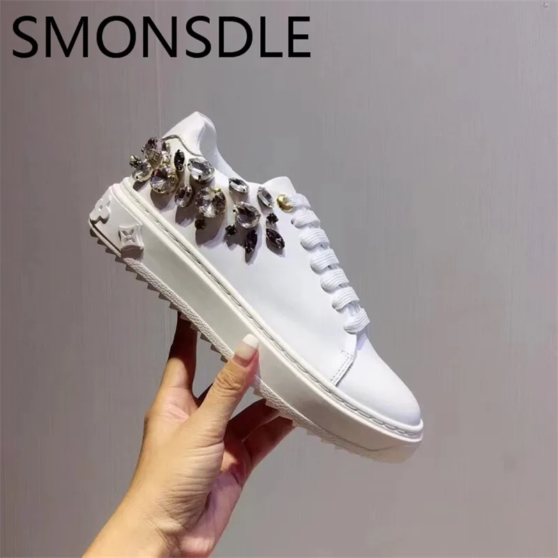 

SMONSDLE 2019 New Spring Autumn Women Flat Shoes Casual Round Toe Crystal Lace Up Women Shoes Real Leather Flat Shoes Woman