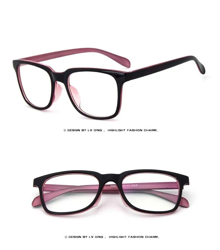 3332771543_825563273