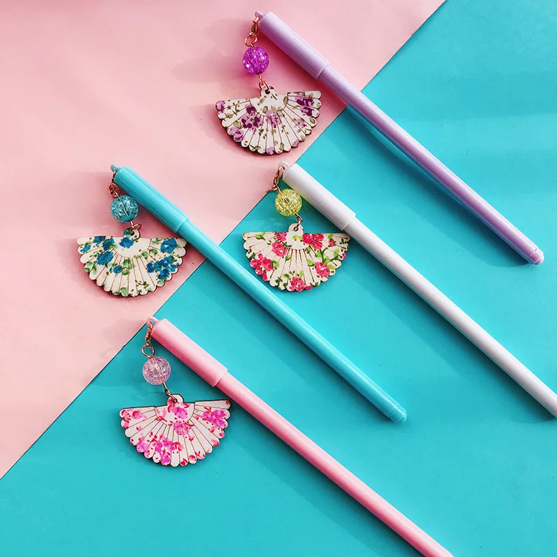 

Creative Chinese Style Fan Pendant Gel Pen, 0.5mm Black Ink School Office Cute Stationery Wholesale