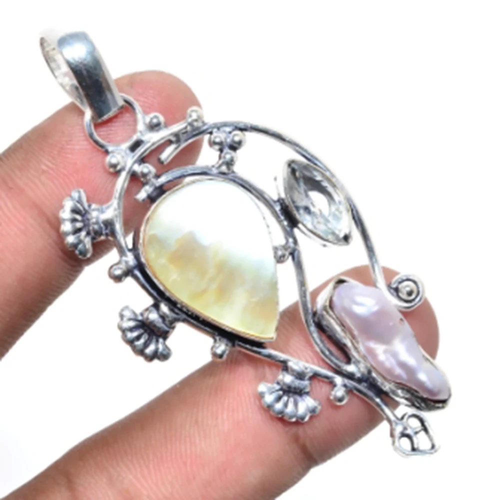 

Mother Of Pearls,Pearls Pendant Silver Overlay over Copper, USA Size 69 mm , P5587