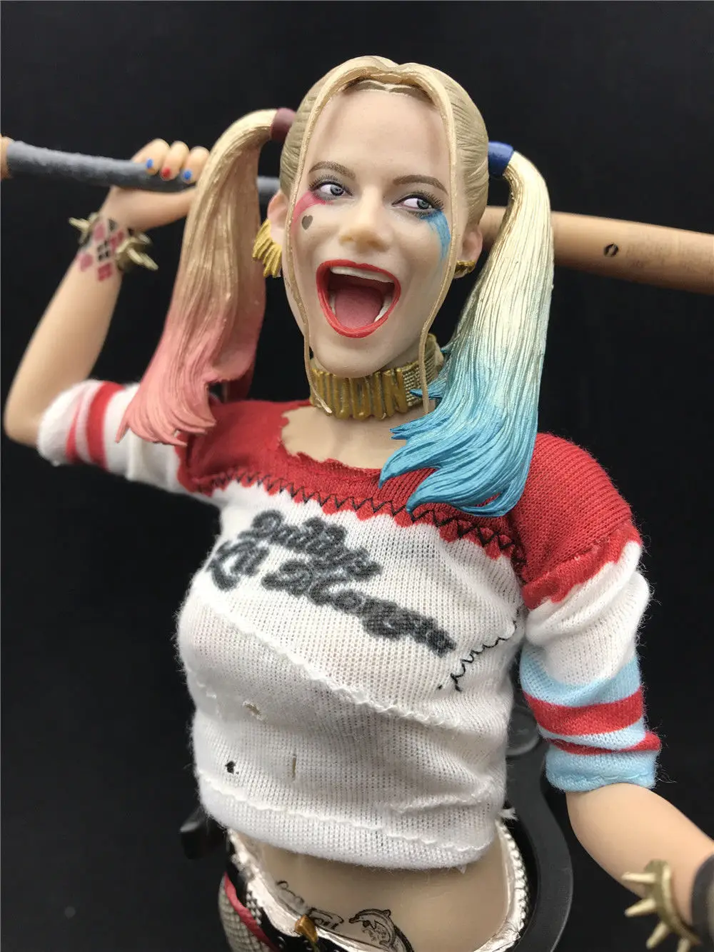 DC Сумасшедшие игрушки отряд самоубийц Харли Квинн 1/6TH рисунок реального одежда