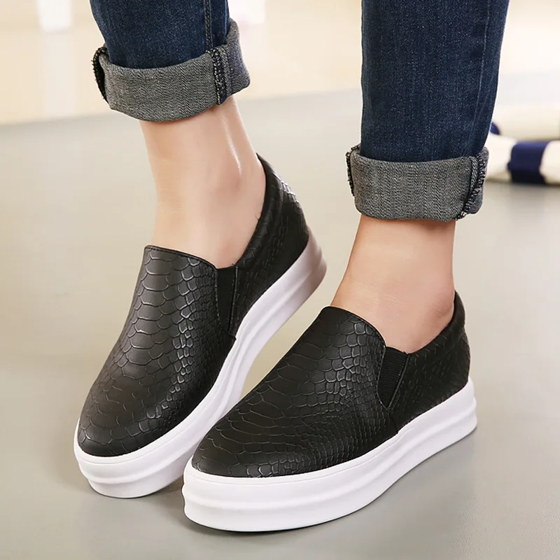 slip on leather shoes womens