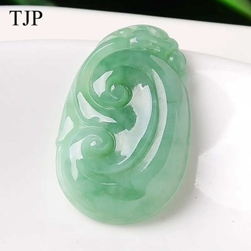 

TJP Jade jewelry Pendant Fine Emerald Fubei jade fine jewelry Natural stone necklace 17080212 send Wearing a lanyard
