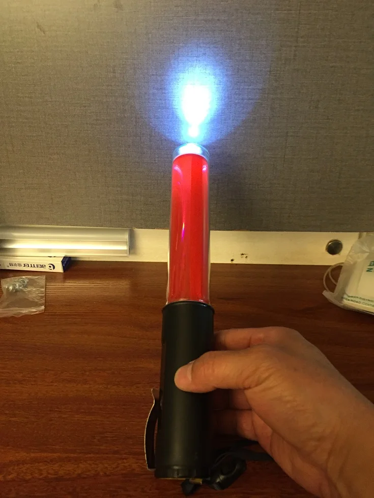 Long Charging Style Outdoor Flashing Safety Multifunctional LED Traffic Flashlight Baton Magnet at Bottom 26