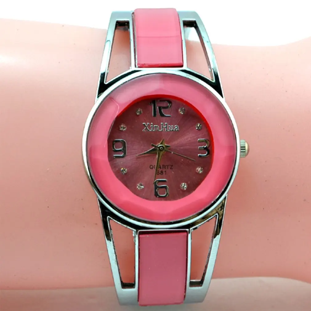 

Jelly color Vintage Retron Sapphire Bracelet Watch Alloy Case Synthetic Leather Fashionable Analog Watch