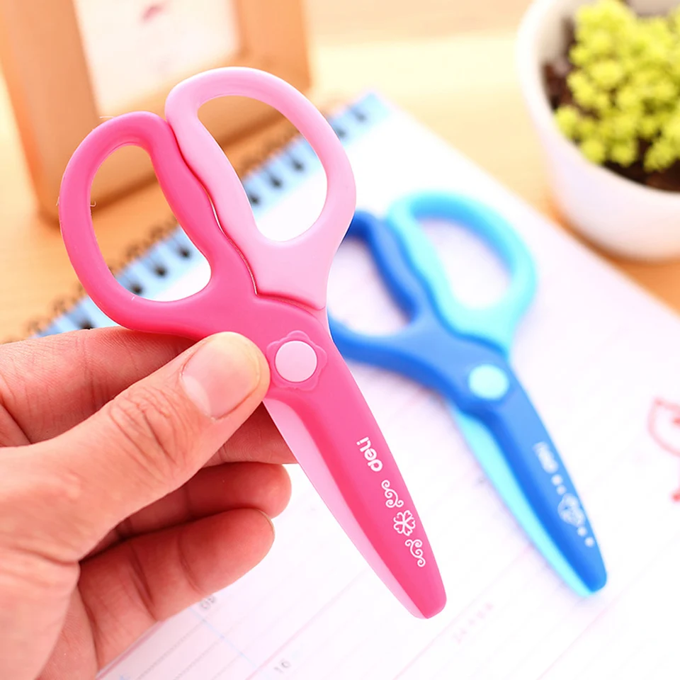 

2Pcs New Mini Safety Sissors 120mm Round Head Plastic Scissors Student Kids DIY Photo Plastic Paper Minions for School Supplies