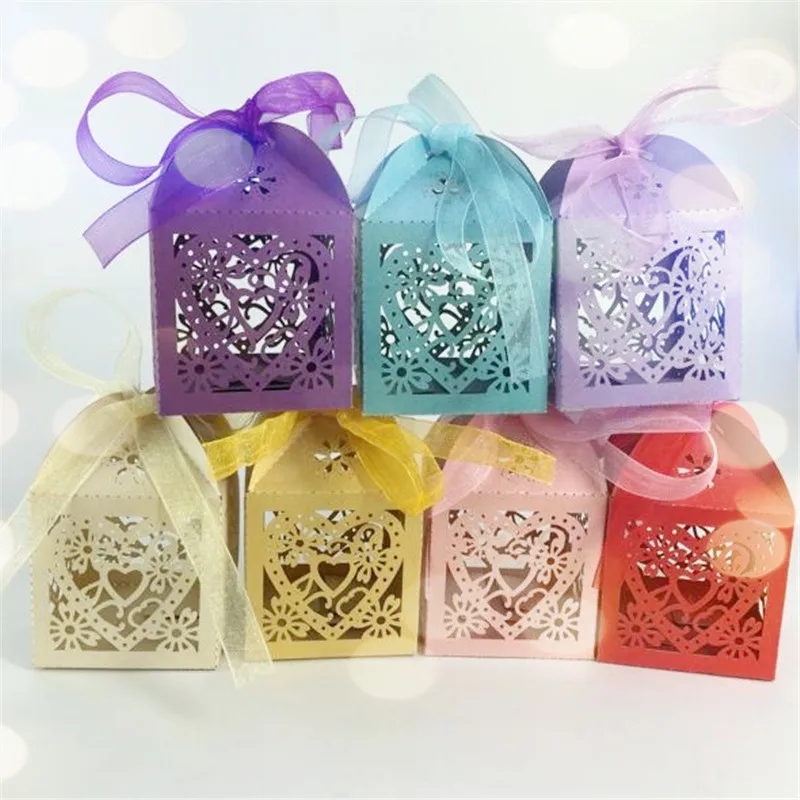 

30Pcs Sweet Day Laser Cut Wedding Favors Candy Box Gift Bags Chocolate Box Marriage Decos DA