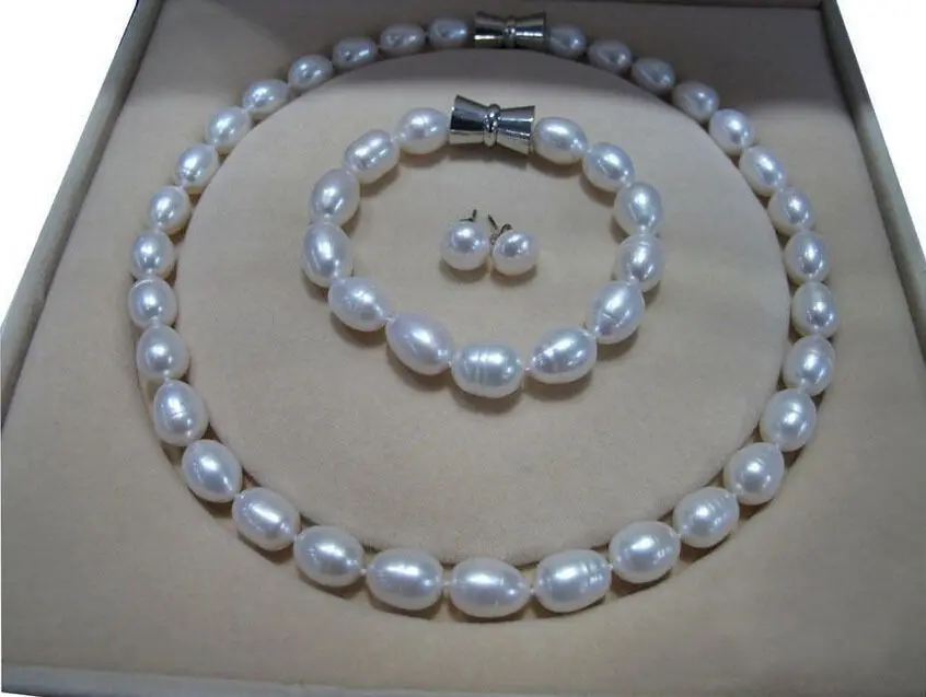 

FREE SHIPPING HOT sell new Style >>>>> Set Of Pearl Necklace Bracelet Earring 10-12mm AAA Natural White South Sea 18