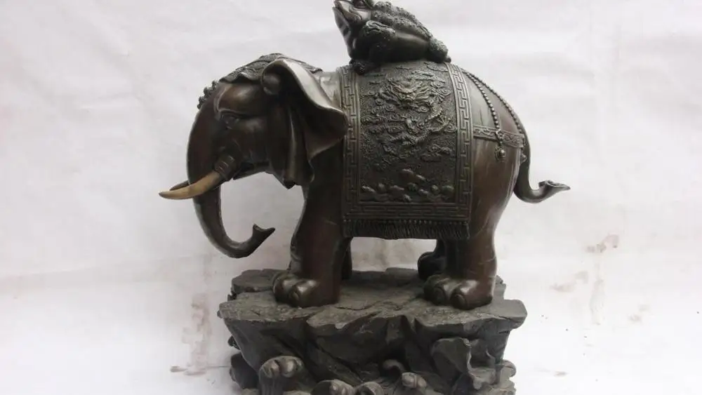 

Pure Bronze Copper Feng shui animal Auspicious wealth Toad peace elephant Statue