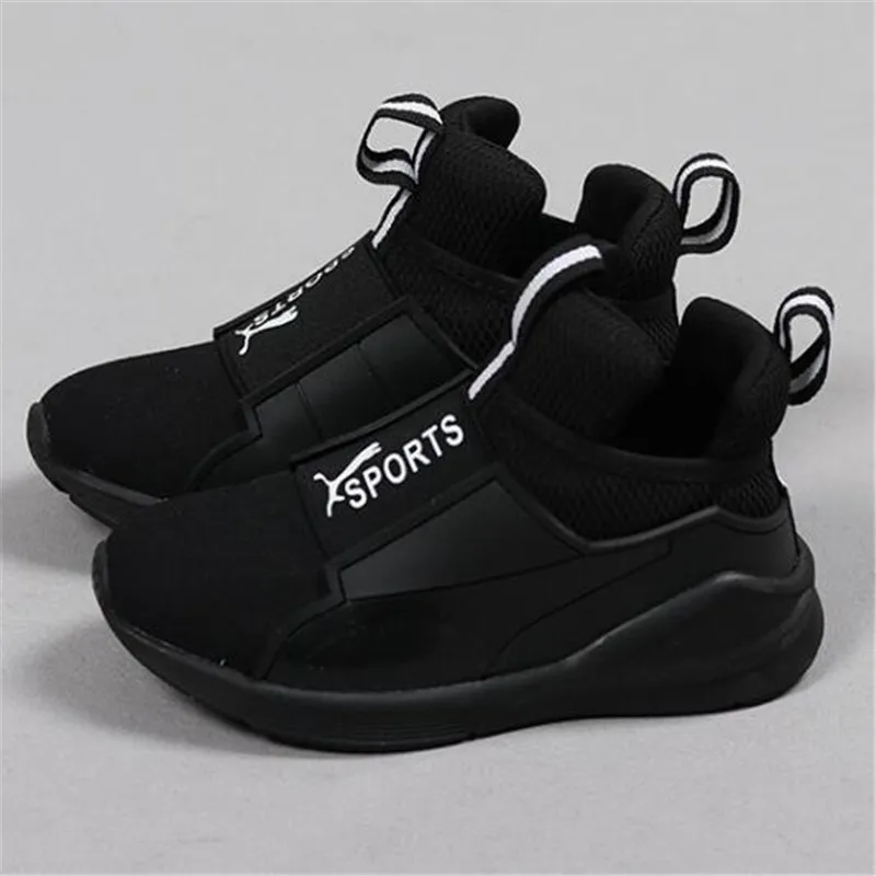 black sports shoes for girl