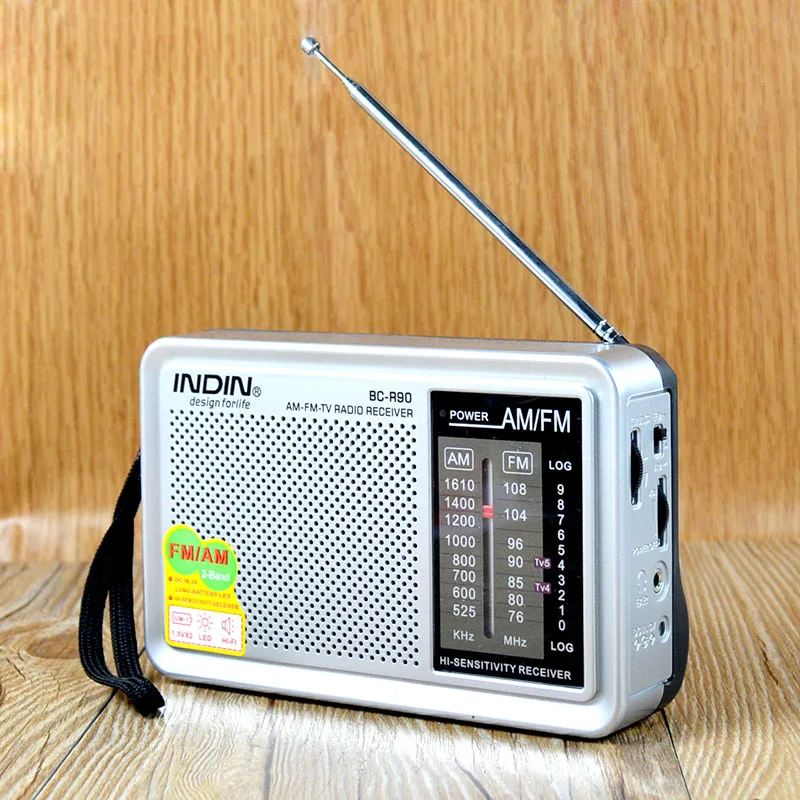 Portable Pocket Radio FM 76 108 AM 530 1600 KHz World Receiver Built in