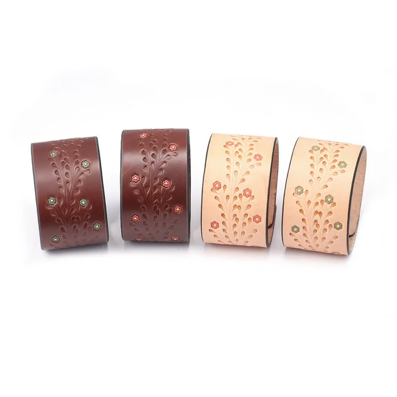 

New Fashion Retro Hand-made Widen Authentic Leather Bracelet Charm Embossed Flowers Sequins Bangle Women Jewelry Bijoux Amulet