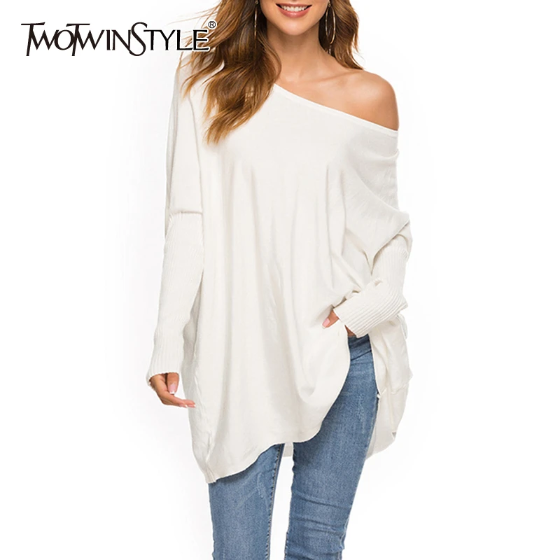 

TWOTWINSTYLE Loose Solid Women's Sweater O Neck Batwing Sleeve Long Pullovers Casual Sweaters Female 2019 Fashion Autumn New