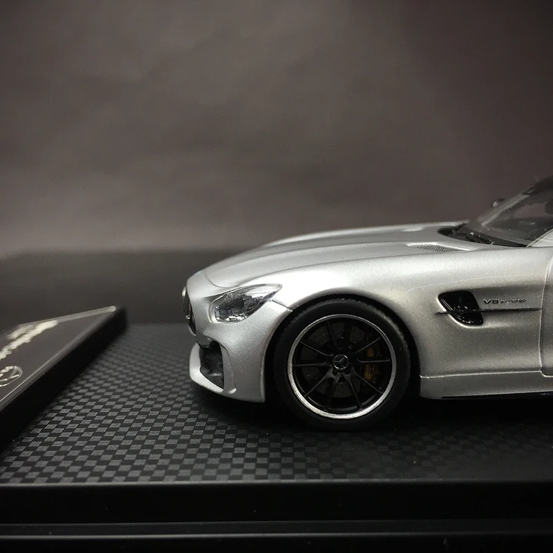 Ограниченная Коллекция 1/43 AMG GTR новая литая металлическая настольная модель дисплея