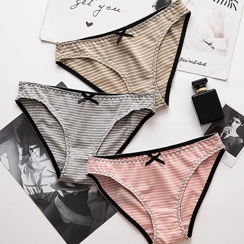 

Simple Style Stripe Cotton Women's Underwear Middle Waist Soft Seamless Female Panties Breathable Cute Lovely Lingerie Breifs