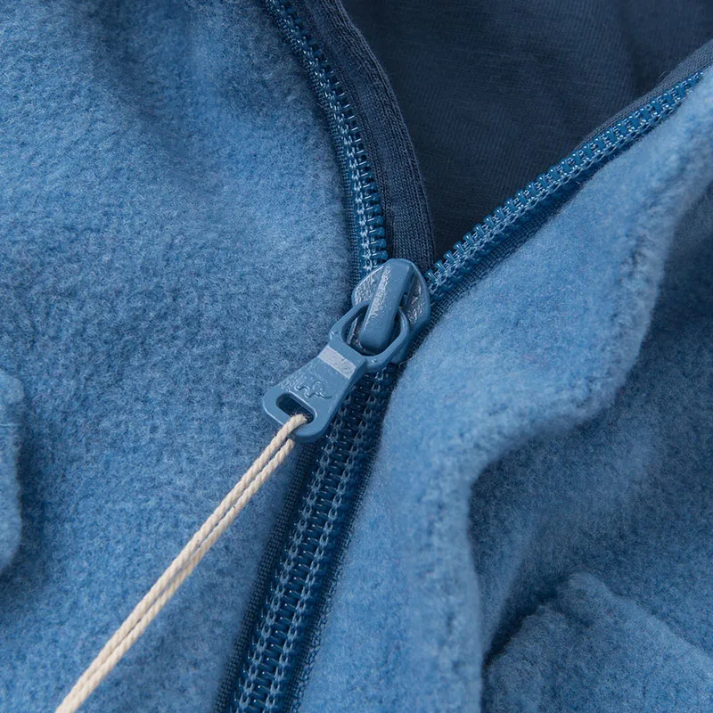 DB5975_0067_6Y3A4795