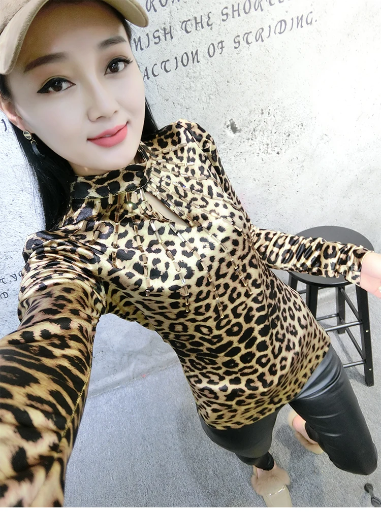 Весенние сексуальные сатиновые футболки с длинным рукавом и стоячим воротником с леопардовым принтом, женские леопардовые пуловеры, сатиновые Топы