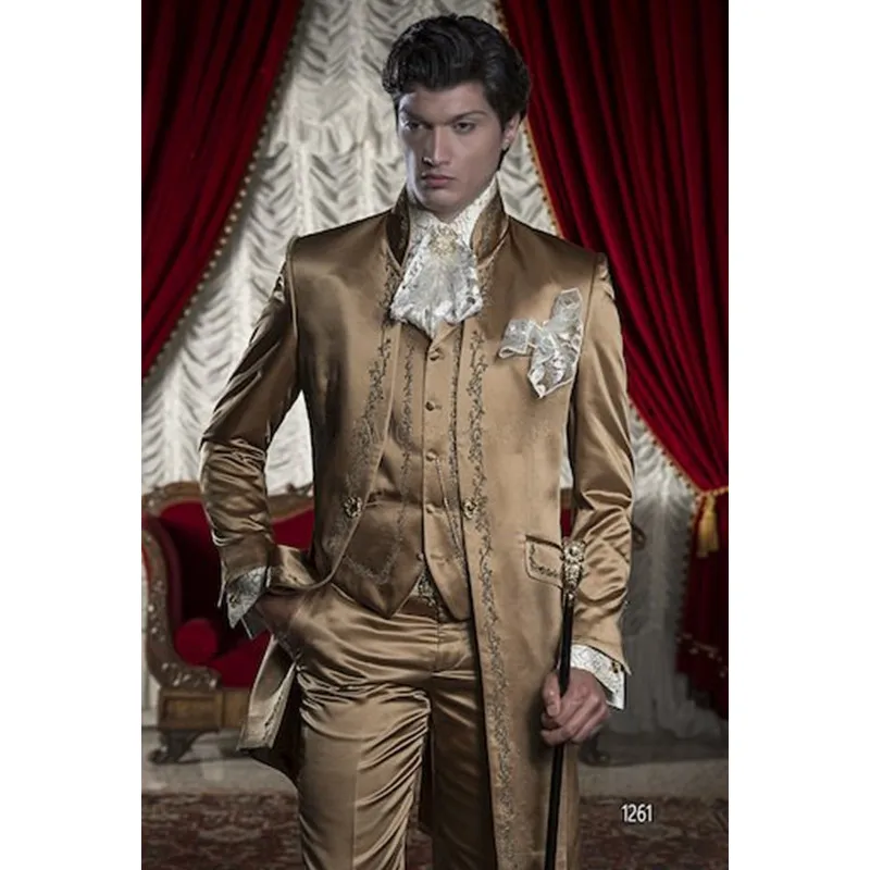 

2018 Custom Made Slim Fit Embroidery Groomsmen Tuxedos (Jacket+Pants+Vest) Groom Wedding Men Suit Set Prom Mens Suits Blazers