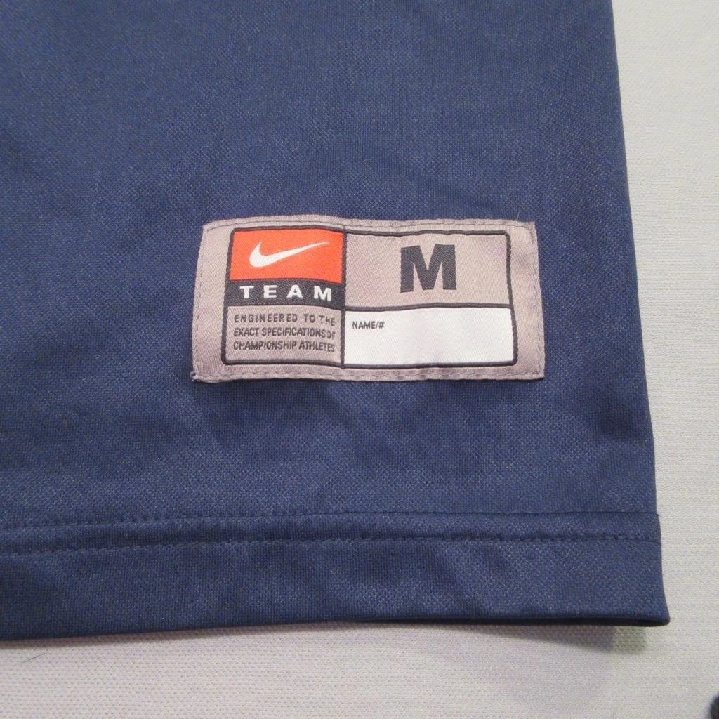 Nike Shirt Quarter Button Collar Tennis Golf or Polo Shirt M (2)