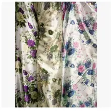 Маленькая винтажная атласная ткань из искусственного шелка с цветочным принтом для шитья пижам и платьев 100*150 см/шт M88