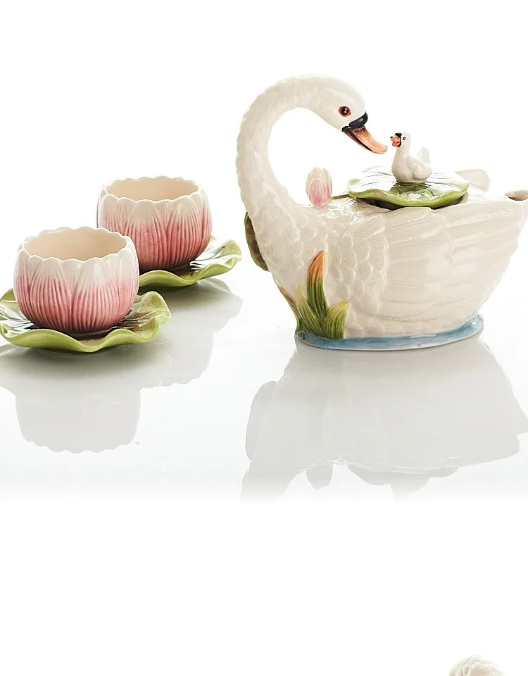 Керамика маленький чайный набор кунг-фу Кофеварка кофейная чашка блюдо ко Дню Святого Валентина заварник-подарок чайная чашка Лебединое озеро