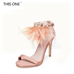 Этот розовый Женская обувь на высоком каблуке Мода перо горный хрусталь с ремешками на лодыжках летние сандалии с открытым носком туфли на