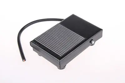 

1pcs CFS-1 10A 250VAC Foot Switch Power Pedal FootSwitch 1NO 1NC Unique Design