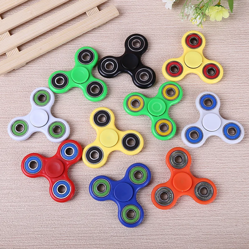 

Fingertip gyroscope Tri-Spinner Fidget Toy Plastic EDC Hand Spinner For Autism and ADHD hand spinner EDC Sensory Fidget Spinners