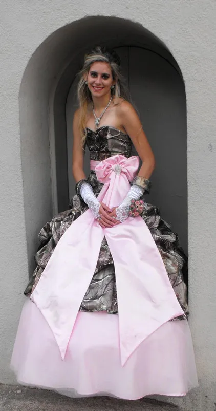2017-hot-fashion-cowboy-country-a-line-camo-wedding-dresses-pleats-sexy-sweetheart-lace-up-back-bridal-gown-pink-lining-bow-sash-ba2054 (4)_