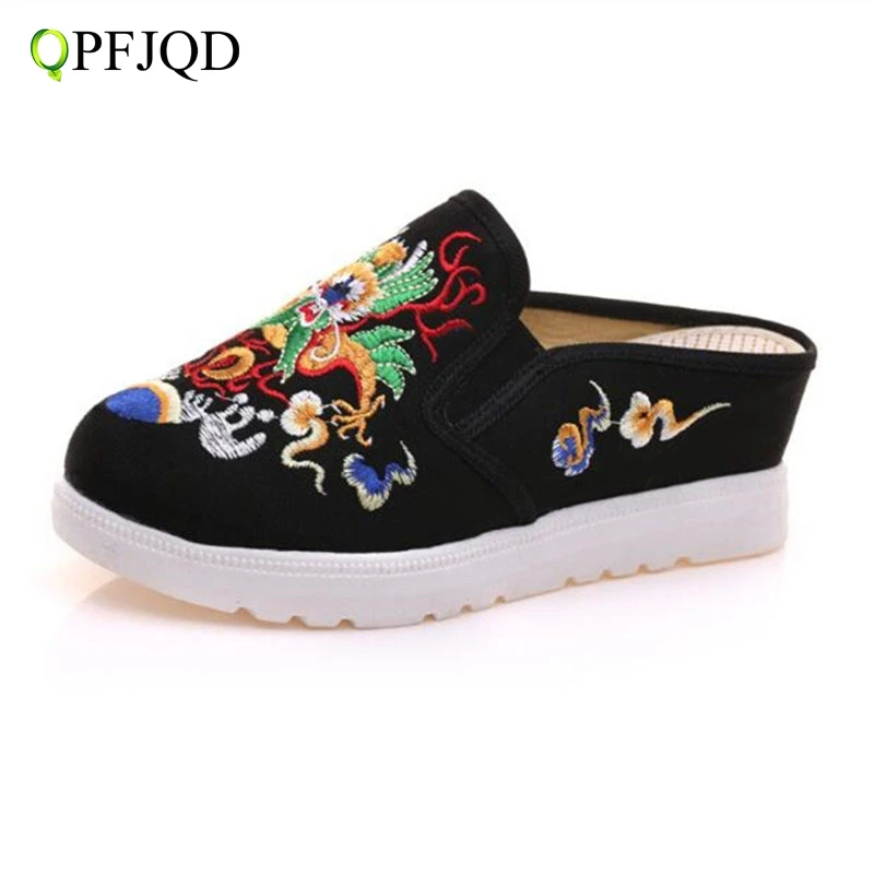 

Spring Summer Canvas Platform Shoes Ethnic Chinese Dragon Embroidered Slippers Ladies Round Toe Slip On Sandals Plus Size 35-41